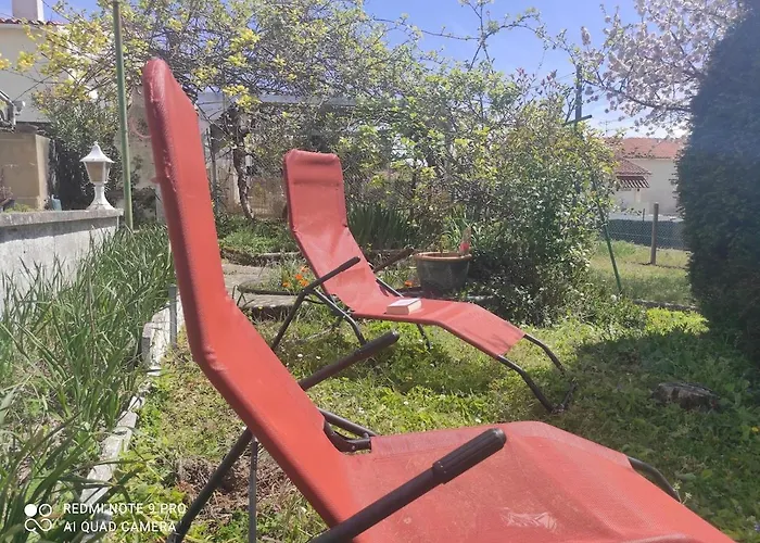 Maison Calme A Un 15min A Pied De La Vakantiehuis Royan